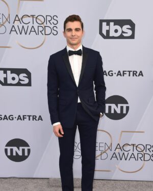 Dave Franco Instagram - dave in suits ✨  #davefranco