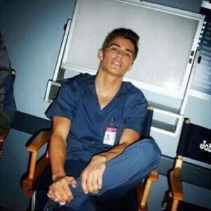 Dave Franco Instagram - dave in scrubs   #davefranco