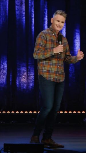 Dave Hughes Instagram - Hey Brisbane, get a pic with me after the show. As you can see here, I don’t say no to anyone!