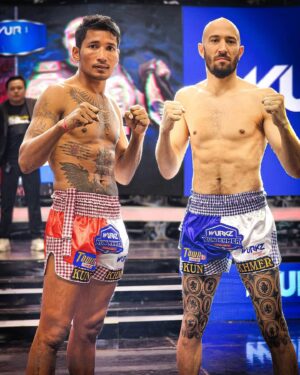 Dave Leduc Instagram - LETS GO ⚔️ 🇲🇲🤝🇰🇭

Watch the fight live on my Facebook page or YouTube channel. 7PM Cambodia Time