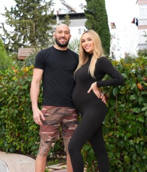Dave Leduc Instagram - Pull-out game weak 😂 Baby boy #2 🥳
ဆွဲထုတ်လိုက်ပါ၊ ပွဲ က အားနည်းလွန်းတယ်။ 👀
វិធីសាស្ត្រចាក់ទឹកក្រៅពាងមិនមានប្រសិទ្ធភាព 😂 ភរិយារបស់ខ្ញុំមានផ្ទៃពោះម្តងទៀត យើងនឹងទទួលបានកូនប្រុសទីពីរ 🙏