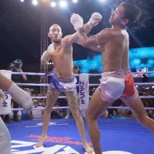 Dave Leduc Instagram - Headbutt money 💰
Overnight sensation, 15 years in the making.

Documentary by @rebelmma.tv coming soon
Comment 👊 if you want to get the link before everyone else.