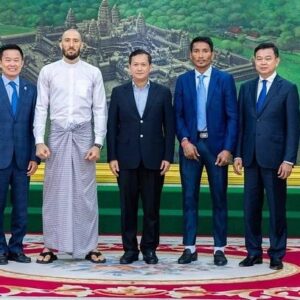 Dave Leduc Instagram - It was a real honor and privilege to be invited by his excellency Prime Minister of the Kingdom of Cambodia Dr. Hun Manet to the Peace Palace. He is very educated and spoke to me in my native language French, and in English. I was very impressed. He is also a gentlemen as he kindly made sure my wife Irina was included in the photo.

I feel so welcomed in the Kingdom of Cambodia. Everyone is so nice and kind. I think the western world needs to know more about Cambodia. I already love your country so much and I see so much potential using martial arts to grow tourism. As His excellency Hun Manet said in our meeting, he fully supports traditional martial arts and the army is requested to learn Kun Khmer for discipline and strenght. I think it’s a great initiative. I expressed that this match is only the beginning of my involvement in Cambodia. I think massive growth is about to happen and I want to help the population in this adventure.