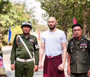 Dave Leduc Instagram - Today I was invited as guest of honor to meet with the families of 600 veterans who are members of the Cambodian Veterans Association. Fighting in the ring is nothing compared to giving your life and body for your nation. I have an immense amount of respect for them. Thank you for your service. Im happy that I was able to give food, donations and smiles to these courageous men and women.