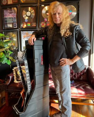 Dave Mustaine Instagram - 2023 is heating up quick! I’m looking forward to traveling to Japan, Australia, and NZ with my new ENKI cases! These cases are top notch and made right here in the USA! Check ‘em out! @enki.usa