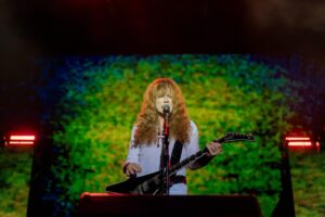 Dave Mustaine Instagram - Let me introduce myself! I’m a social disease...🎸 @davemustaine