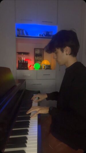 Davi Campolongo Instagram - Bundle of Joy - Michael Giacchino

#insideout #divertamente #pixar #piano #pianist #davicampolongo
