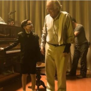 Davi Campolongo Instagram - @maestrojoaocarlosmartins comemorou ontem 84 anos do jeito que ama : em cima do palco!
Além de ser um grande maestro e um dos maiores pianistas que o mundo já viu, ele também é um exemplo de ser humano. 
Sempre com bom humor, um carisma único e com piadas que deixam o ambiente mais leve. 
Está sempre disposto a ajudar e inspirar as pessoas ao seu redor. 
Como ele mesmo diz: “é preciso dividir para multiplicar.” 
Um dos tantos ensinamentos aprendi com ele. 
Quanta honra.
Eu e minha família somos eternamente gratos por tudo, te amamos! 

🎶🎹✨ Maestro, muitas bênçãos em sua vida! Que possamos celebrar por muitos anos e aprender cada vez mais com sua sabedoria e talento, mestre da arte, que nos encanta e motiva a sermos melhores a cada dia. 
Seu legado e generosidade já brilha em nossos corações .

#maestrojoaocarlosmartins #davicampolongo #maestro #joaoomaestro #felizaniversario