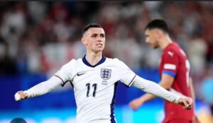 David Baddiel Instagram - Seeing articles and comments about how Foden can’t play for England like he does for Man City because Bellingham is given the playmaker’s job which marginalises him, for all the world as if he isn’t in the same team as Kevin De Bruyne.