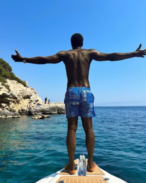David Baïot Instagram - Pile ou Face ? 
Carbone 41 ☀️ 
#davidbaiot2bain