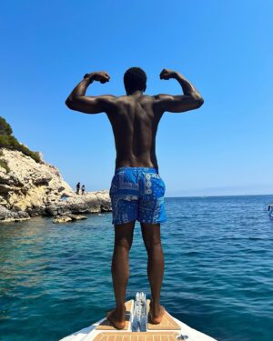 David Baïot Instagram - Pile ou Face ? 
Carbone 41 ☀️ 
#davidbaiot2bain