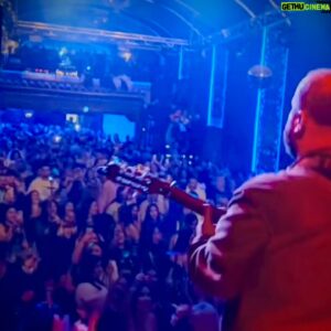 David Barrull Instagram - Muchas gracias #granada con vosotros empezó todo hace ya 10 años en nuestro primer concierto y ayer pudo notar vuestro cariño intacto 🥰muchas gracias a todo el equipo de @salaprincipe que Dios os bendiga siempre #familia nos vemos pronto si Dios quiere 😘 #gira2024