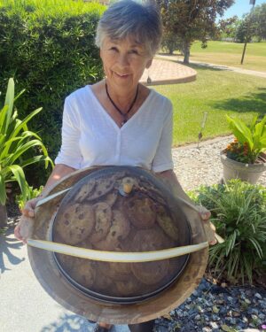 David Bromstad Instagram - To the sweetest, most wonderful, sassy, loving and kind mom ever! Forever my best friend and confidant. Thank u for everything. From the morning coffees to the deep heart felt conversations. My moms favorite thing is chocolate chip cookies so I had to honor her with a few hundred hand made by me. Happy Mother’s Day momma!! Love u so much.  And to all the moms out there. Thank u for raising us and guiding us into the light. #mothersday