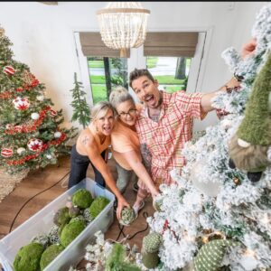 Actor David Bromstad HD Instagram Photos and Wallpapers December 2021