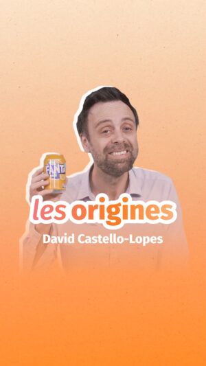 David Castello-Lopes Instagram - QUI A INVENTÉ LE FANTA ?! 🥤🤣

➡️ Pour notre plus grand plaisir, @davidcastellolopes remonte aux origines du Fanta pour #europe1 !