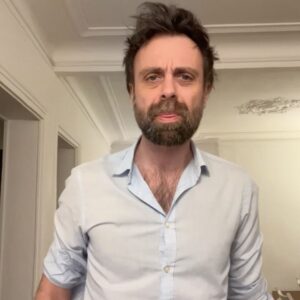 David Castello-Lopes Instagram - Mon spectacle « Authentique ».
Paris. L’Européen. 8 au 11 mars.
Billetterie en bio.