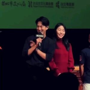 David Chiu Instagram - -
6月23日，台北電影節放映，
現場觀眾QA，
關於最簡單的創作緣由。
-
去年開拍前，
我寫下了最後一篇筆記才闔上劇本：
-
『 現實是一場大夢，
別人的死常常讓你清醒。
而你自己的死，
是最後一次醒。』
-