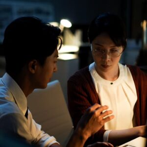 David Chiu Instagram - -
將靈感化為普世的感動，
盡可能讓更多人知道，
是值得嘗試的。
-
但也不能因此完全削除獨創性。
-
確實，
人們會下意識地摒除難以理解的東西。
-
然而，
魅力是一種結合正常與異常的東西。
一旦去除異常，
魅力便蕩然無存。
-
所謂獨創性，
必定帶有一定程度瘋狂的魅力。
-