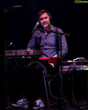 David Fonseca Instagram - Que noite magnífica em Ovar! Obrigado pela casa cheia e por terem feito a festa connosco, foi incrível!