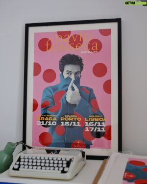 David Fonseca Instagram - *ESGOTADO* A edição exclusiva de 25 exemplares do poster serigráfico esgotou em menos de uma hora! Recebi muitos pedidos para mais edições, mas a natureza de ser exclusiva é…não existirem mais edições!🙂 Talvez haja outras novidades nos próximos dias, stay tuned!
