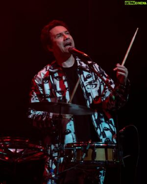 David Fonseca Instagram - Passa agora uma semana do concerto de Fafe, que noite incrível! Obrigado aos Fafenses, aos Fafinhos e aos Fafudos, foi um FESTÃO!!

@municipio_de_fafe @primeiralinhapt