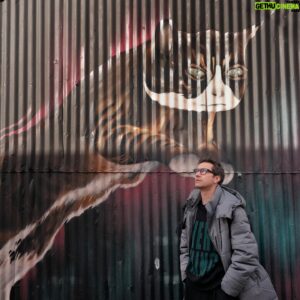 David Fonseca Instagram - A Islândia apareceu no meu imaginário com a música da @bjork e dos @sigurros, uma espécie de oásis idílico com toda a força brutal de uma natureza intocada. Ao vivo, é isso e muito mais, uma lembrança constante do planeta onde vivemos, da sua beleza natural e da nossa obrigação em preservá-lo de forma consciente. E claro, um paraíso para quem gosta de fotografar.

Aqui mesmo ao lado, a @miss_ana_sofia está fazer um giveaway para uma viagem à Islândia, para quem tem este país na sua lista de desejos!

@playairlines @skylagooniceland @eldingwhalewatching @arcticadventures @m_public_relations @alexandre.gf @fujifilmxpt