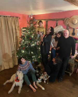 David Gilmour Instagram - Our Von Trapped Family is back for a Christmas livestream! Join us over on my Facebook Page on Wednesday evening at 6.30pm GMT for music and chat. 

@pollysamson @charliegilmour @romany.rose @janapedan
