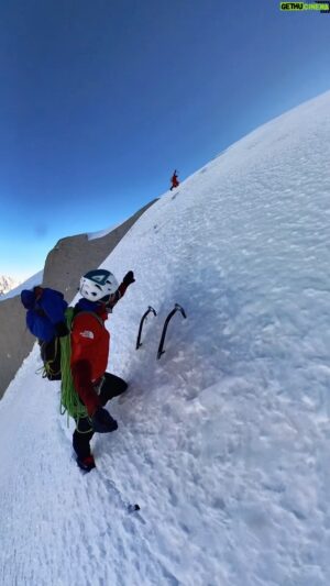David Göttler Instagram - Fun day with @guillaume_pierrel doing a lap on the #Mallory in very nice conditions. 
.
#trainingday @thenorthfacede #summitfootwear #chamonix #aiguilledumidi #oneX3 @insta360 @team_edelrid