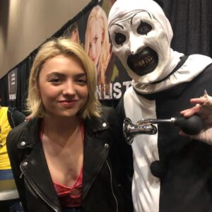David Howard Thornton Instagram - Got to meet so many incredible fans as well as actors that I admire at Horror Hound Weekend! What an awesome time! I'm one happy clown. 🤡😁 @horrorhound @matthewlillard @thegiancarloesposito @martinkove @xolo_mariduena @peytonlist.