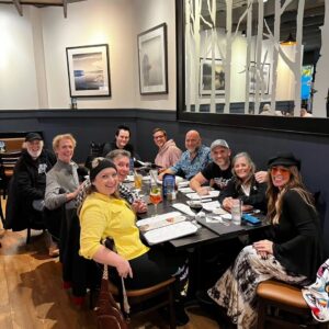 David Howard Thornton Instagram - A legendary dinner with some legendary people!