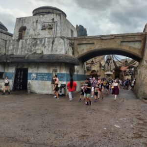 David Howard Thornton Instagram - Hello from Galaxy's Edge!