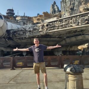 David Howard Thornton Instagram - Hello from Galaxy's Edge!
