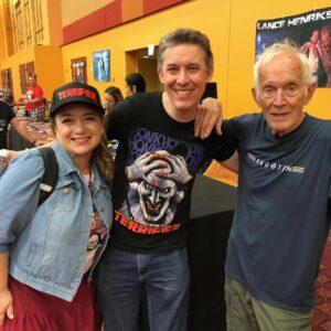 David Howard Thornton Instagram - Awesome weekend at @madmonster in AZ. Lovely seeing @rainnwilson , @robert_b_englund , @officiallancehenriksen , @amiedonald_nz and SO many others. And nothing beats pranking @kanehodderkills with a fart machine in his trash can. I'm such a stinker. 🤡🤘