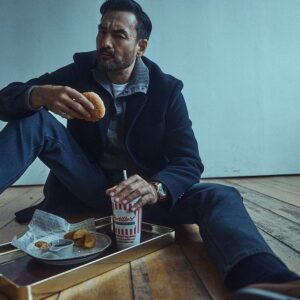 David Lee McInnis Instagram - LUNCH

@danielcremieux.kr 

Photographer: @525_studio 
Creative Director: @ttaemyoiii 
Stylist: @jungyeeeezi 
Hair: @parkchangdae 
Make-up: @p._.syeoni 

#mensfashion #style #lunch @portilloshotdogs