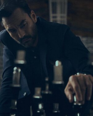 David Lee McInnis Instagram - Mondays move… 

@danielcremieux.kr 

Photographer: @525_studio 
Creative Director: @ttaemyoiii 
Stylist: @jungyeeeezi 
Hair: @parkchangdae 
Make-up: @p._.syeoni 

#mensfashion #style #chess
