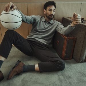 David Lee McInnis Instagram - 스테이케이션

@danielcremieux.kr 

Photographer: @525_studio 
Creative Director: @ttaemyoiii 
Stylist: @jungyeeeezi 
Hair: @parkchangdae 
Make-up: @p._.syeoni 

Casting: @castingnow_agency 
My Agent: @sarament_official 

#mensfashion #style #staycation
