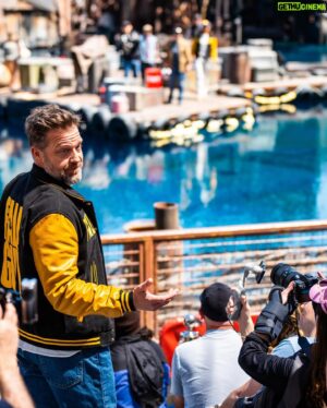 David Leitch Instagram - Once a Fall Guy, always a Fall Guy…
Yesterday was pretty EPIC-  #TheFallGuyMovie live preshow at Universal Studios STUNTACULAR! Great thanks to the entire team for creating such an AMAZING experience!!

@thefallguymovie 
#RyanGosling
@airaware1 
@shahaub 
@unistudios 
@action_horizons_stunts