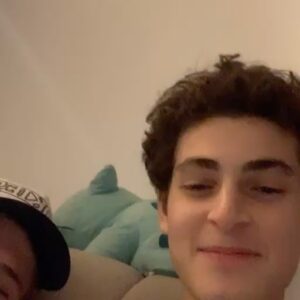 David Mazouz Instagram - Happy 20th to brother I met only 2 years ago. I wouldn’t wanna take selfies with anyone else 💙💙📸