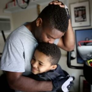David Oyelowo Instagram - There are no words to express my pride in @jessicaoyelowo. To hold her vision of creating @becomingkingdoc for over a decade has been an awe-inspiring thing to behold. The film charts a deeply personal and defining period in our family life , careers and spiritual growth. I don’t think she’ll ever be able to top this as a Valentine’s Day gift. GO JESSY GO!!! On @paramountplus from Feb 19th. ❤️