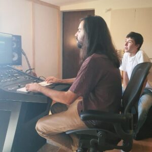 David Solans Instagram - WE'RE_OUT!!?!___"VIBZ" (Full Album)

FINALLY! 😭 id preparando los collarines!! 

much love to @mabreezee per les veus/lyrics/viBz..! 🥂🎩

mil gracies a tot el team qe ha colaborat!Lof Yu 🫶 quina ilusió compartir aquesta aventurilla🥶...

music featurings: @ritapayesroma @kr1st3n4 @lowis___ @onthejuan @damianbotigue @adrianmiras_ Ignasi Ortiz

mix & master: @arnaufigueres_ 

photography: @lluc_queralt @byclararuiz @quim.bosch 

graphic design: @kibbi.tatua @_mariacapdevila 

support: @david_solans @biel.ferre 

enjoy❤️