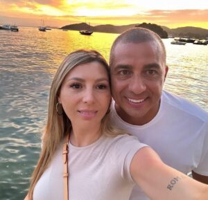David Trezeguet Instagram - Smile 
#happy #vida #viajar