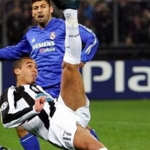David Trezeguet Instagram - Buon Compleanno @Juventus 🎂⚪⚫

#Juventus #Trezeguet #juve125