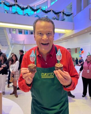 David Venable Instagram - Hi, Friends! I hope you all had a great weekend! 😀 Check out when and where you can see me this week: 

⚖️1/10: Nutrisystem® Weight-Loss Programs, 7-8pm ET
🍴1/10: #ITKWD, 8-10pm ET, joined by @chelseaphillipsreidqvc
☕1/11: "Coffee Talk With David," 10am ET on my Facebook, QVC's Facebook, QVC.com, QVC's Instagram, and QVC's Tik Tok
❤️1/11: "Making Memories with David & Jane," 10pm-12am ET, joined by @janetreacyqvc
☕1/12: "Coffee Talk With David," 10am ET on my Instagram 
🥬1/12: 8Greens - Greener Eating, 3-4pm ET on QVC2 
🗣️1/12: "Catching up with David Venable," 4-6pm ET on QVC2 
🍴1/14: #ITKWD, 12pm-4pm ET, joined by @rachelellisqvc