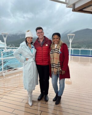 Dawn McCoy Instagram - Tune into NBC California Live @nbccalive today at 11:30 am as we set sail aboard @princesscruises Discovery Princess and discover the beautiful wonders of Alaska! 🛳️ 
From breathtaking glaciers to thrilling wildlife encounters, Princess Cruises offers the ultimate adventure. 
With 55 years of sailing to Alaska, Princess is the #1 choice for experiencing this scenic paradise. 
Book your next adventure at princess.com 

#PrincessPartner 
#sponsored

Blue coat, onesie & tan checkered set: @showmeyourmumu 
Tan trench & purple palazzo set: @anntaylor