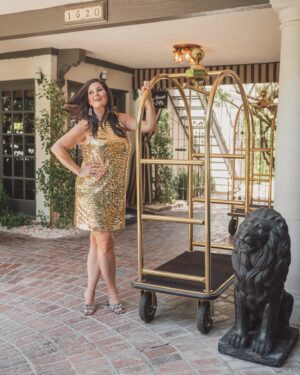 Dawn McCoy Instagram - In Dallas, shooting my next Dawn’s Destinations segment for @NBCTexasToday and would be remiss if I didn’t mention one of my new favorite Palm Springs stays: @VillaRoyale_PalmSprings. 🌴 

In the heart of beautiful South Palm Springs, this adults-only boutique hotel is equal parts swanky old Hollywood escape and European bed & breakfast. 
With a rich Hollywood history - “Rebel Without A Cause” was written here - and a property flow that allows for both privacy and community mingling…this place is truly something special.

My tip? When you travel for work, try an adults-only hotel sometimes. I know when I travel, I miss my son terribly - and by staying here, I keep focused on my work and the me-time at hand…without missing my son like I often do when I hear children in the pool while staying at family-centered hotels.🖤

Comment SHOP below to receive a DM with the link to shop this post on my LTK ⬇ https://liketk.it/4JLGL

Koa gold sequined dress: @trinaturk at @thegardensonelpaseo 
Shoes: @anntaylor Geo High Block Sandals

📷: @andrewcabral_photography
