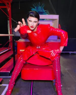Daya Betty Instagram - 🚨BTS of DRL🚨
‼️See you tonight for another fabulous evening of @rupaulsdragrace LIVE‼️
📸: @_trentifer_ 
🧥: @jeffreykellydesigns 
#rupaulsdragrace #dayabetty #gay