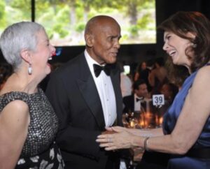 Dayle Haddon Instagram - What a wonderful moment to spend time with this legend; Harry Belafonte, a great talent and even greater human being. He championed civil rights and did extensive humanitarian work here and in Africa. We honored him at the UNICEF Gala for his philanthropy work and I had a chance to share stories, laughter and came away so moved by his humility with all he had done. He was a true gentleman, kind, thoughtful and very funny. In his passing a great light has gone out but his generous works and spirit remains. My prayers are with his family. I’m so grateful to have met him. #harrybelafonte @unicefusa #unicefambassador #unicef #legend @debrashriver #singer #oneofakind #civilrights #civilrightsmovement @women1one #philanthropy @dior
