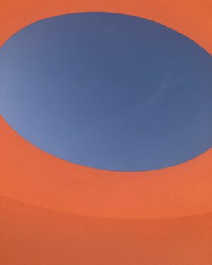 Dayle Haddon Instagram - Dinner at the supremely talented Bernar Venet and his beautiful wife  Diane in Le Muy. Named ‘the greatest living artist in France’ his  sculptures soar into space transferring the feeling of power and yet giving an opposing sense of lightness. The oval ‘eye’ captures the sky yet inside the colors slowly change giving another perception every few seconds of the frames space. Calming and zen! The cortin steel beams in the evening seem like airy dinosaur bones abandoned in the night thousands of years ago. Dreamy yet powerful and inspiring! 
Thank you @bernarvenetstudio and @dianevenet for a wonderful dinner and very inspiring evening. I came away feeling i can do more in the world. 
Thank you @flammariondebokay for this wonderful introduction. @venetfoundation @chateaufontainebleau #art #sculptures #bernarvenet #greatartists #inspiration #lemuy