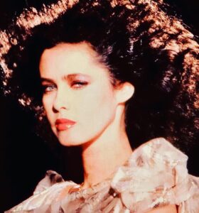 Actress Dayle Haddon HD Instagram Photos and Wallpapers March 2022