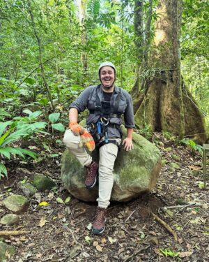 Daz Black Instagram - I’ve always wanted to see the Costa Rican rain forest. And now i’m here. Haven’t been bitten by anything yet 😂